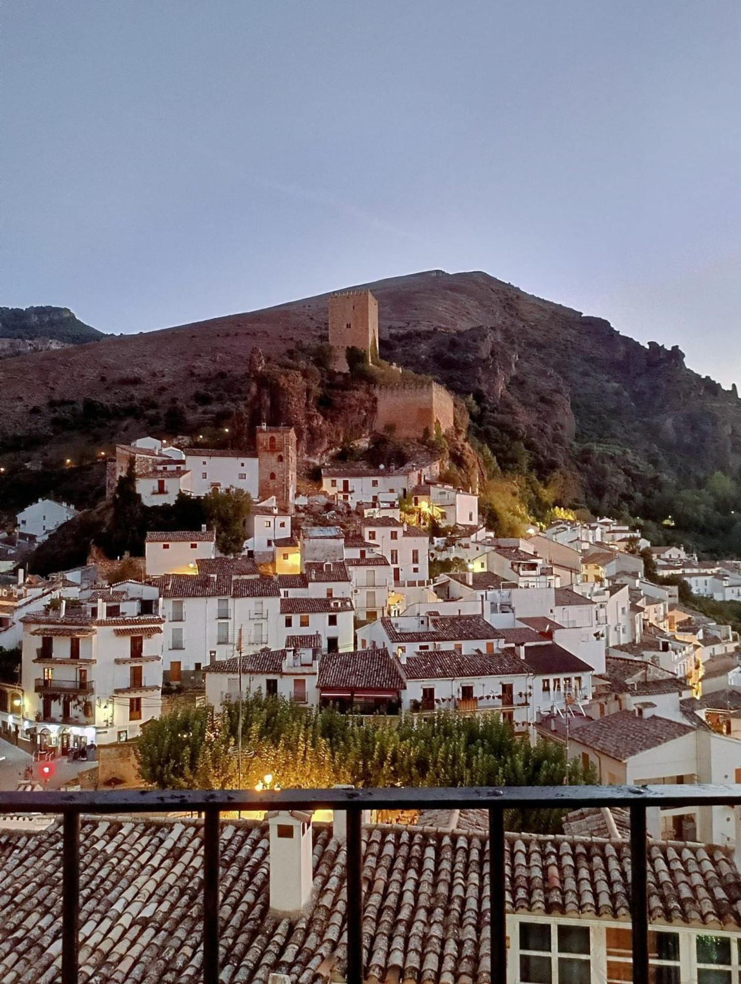 Casa Rural Plaza De Santa Maria Cazorla Eksteriør bilde